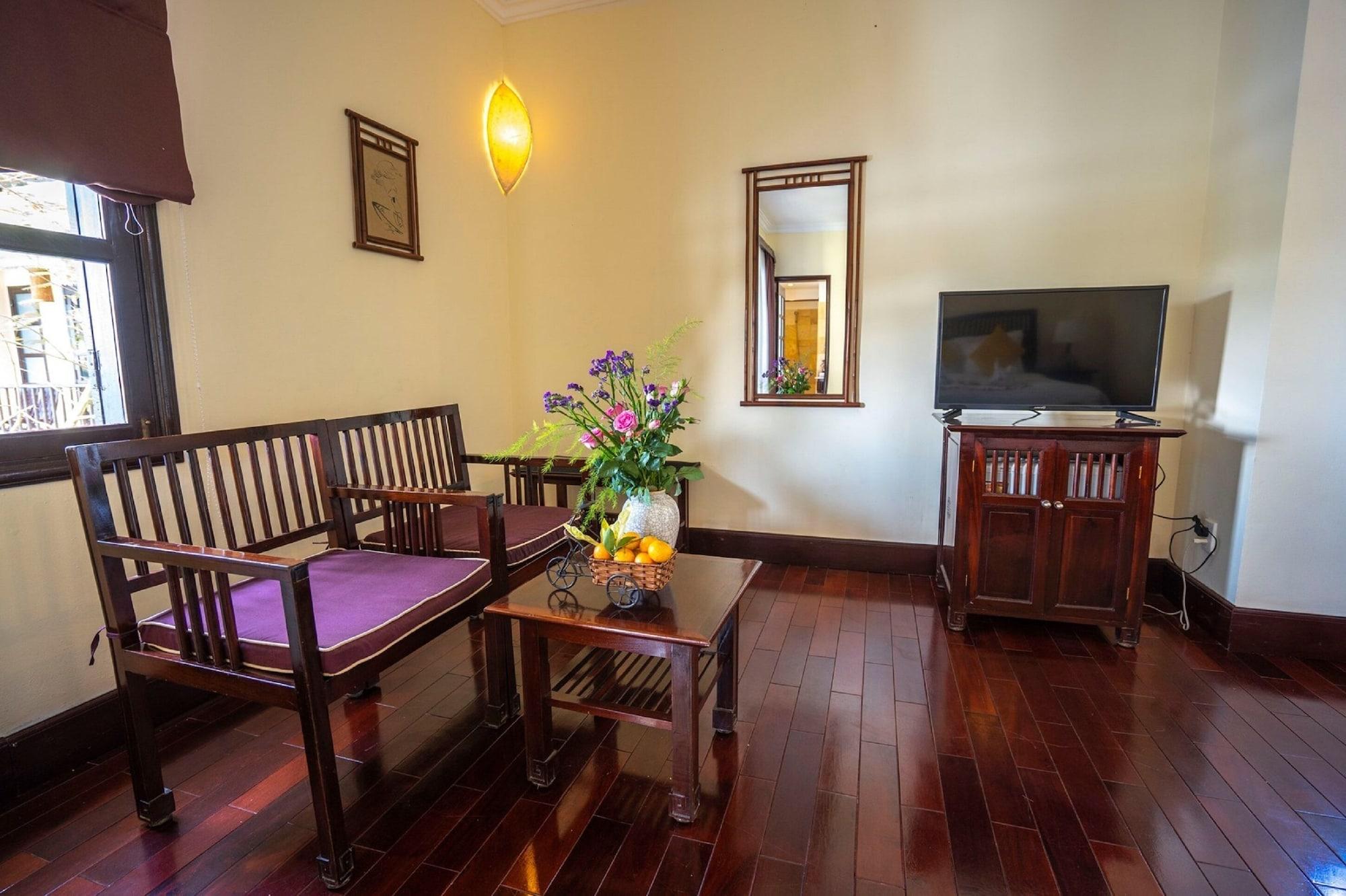 Hoi An Riverside Resort & Spa Exterior photo