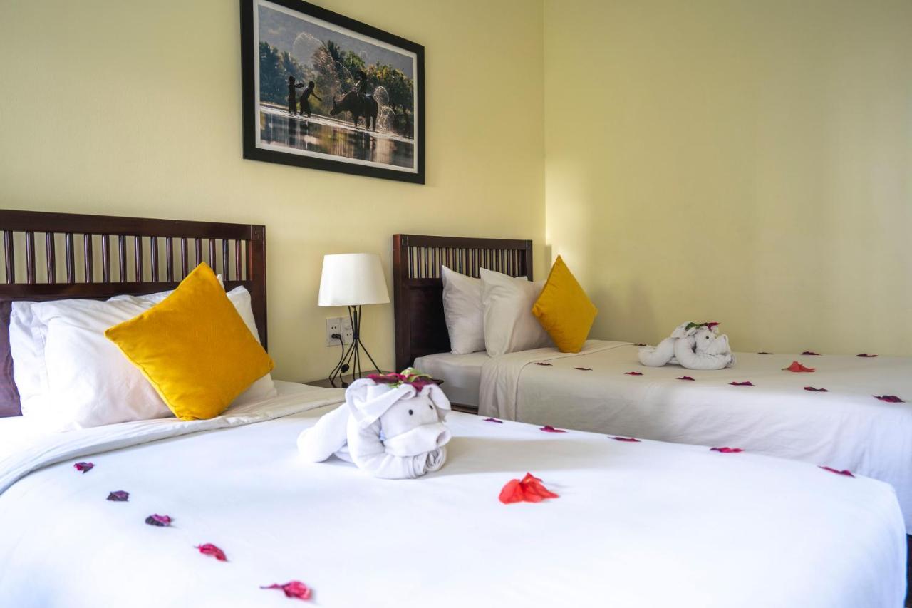 Hoi An Riverside Resort & Spa Exterior photo
