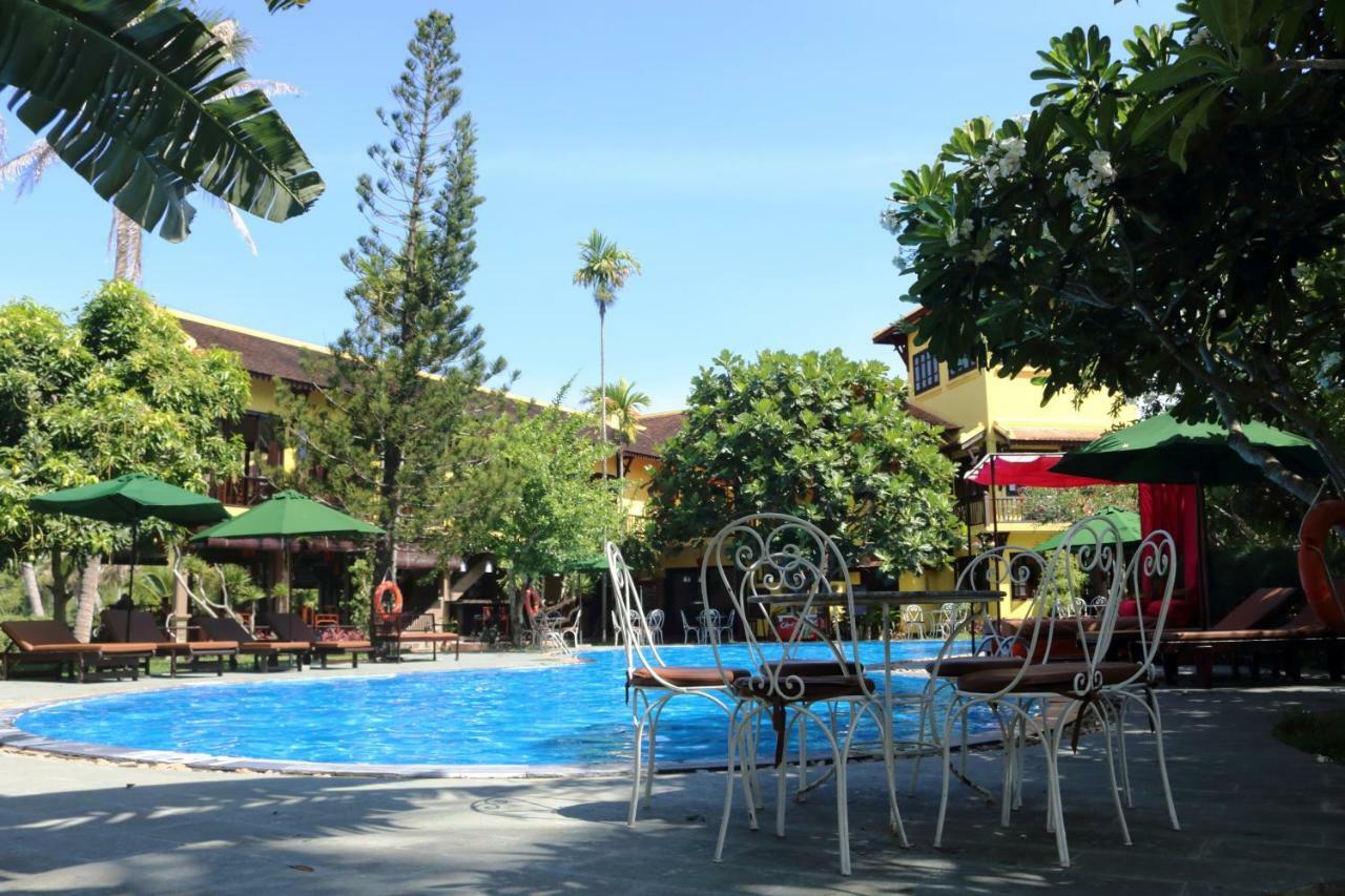 Hoi An Riverside Resort & Spa Exterior photo